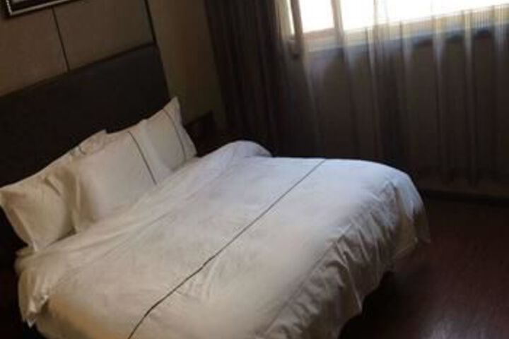 Room 13 of 13