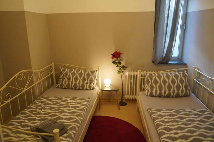Room 8 of 45