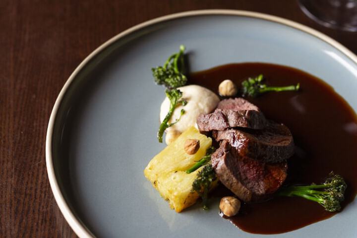 Dining 33 of 39
