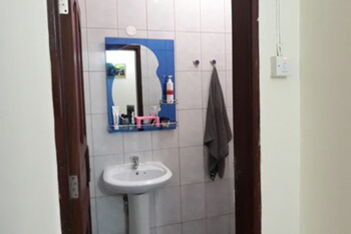 Room 3 of 22