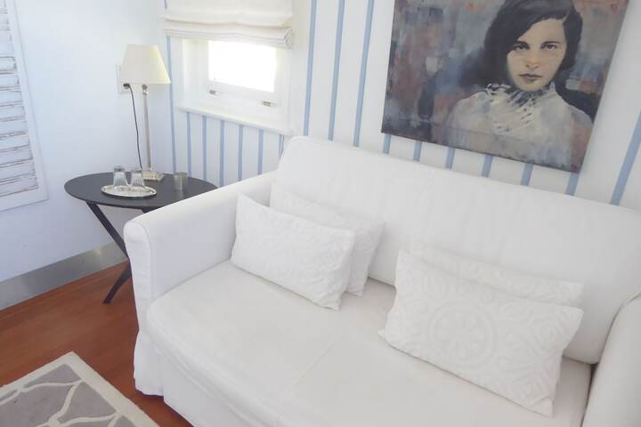 Room 17 of 52
