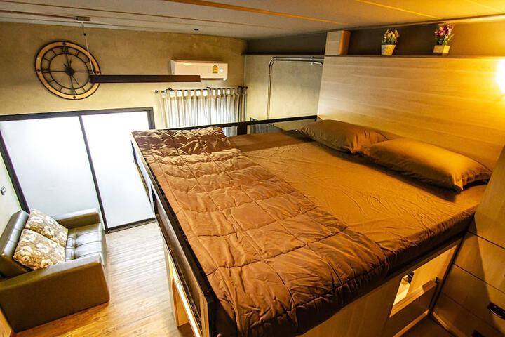 Room 17 of 51