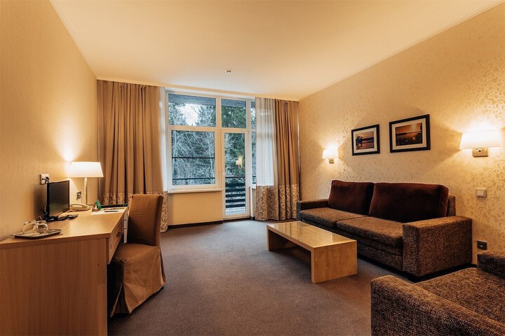 Room 28 of 123