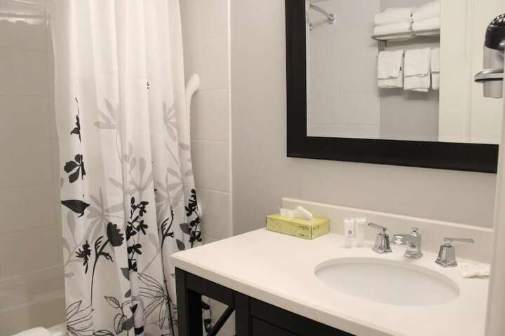 Room 20 of 65
