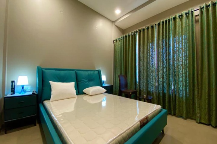 Room 13 of 86
