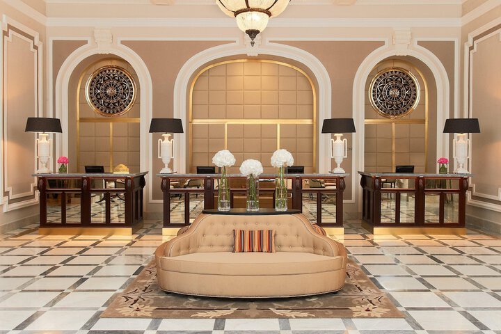 Guest Lobby