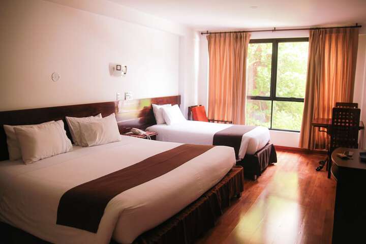 Room 36 of 75
