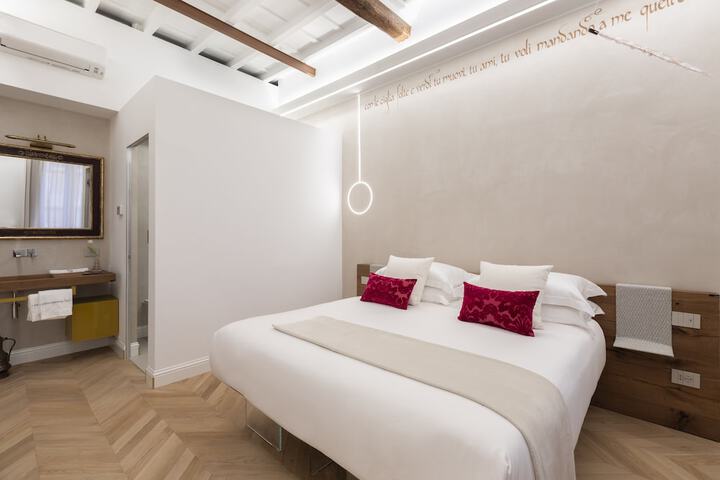 Room 30 of 90