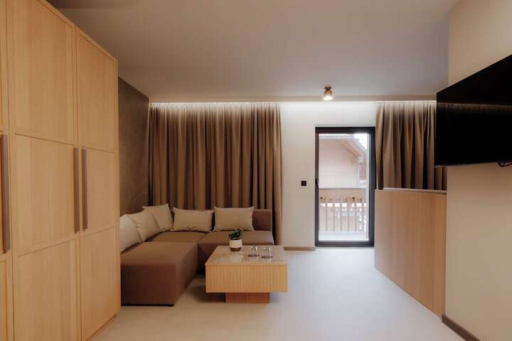 Room 29 of 65