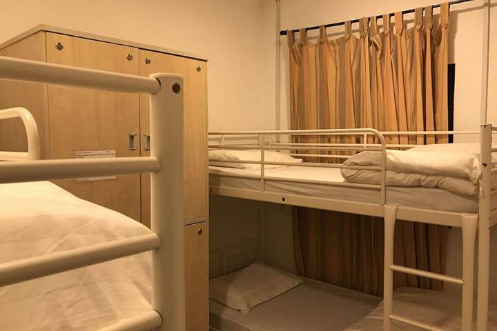 Room 22 of 163