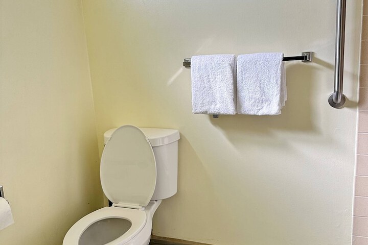 Room 20 of 36