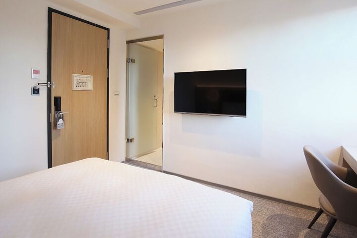 Room 60 of 105