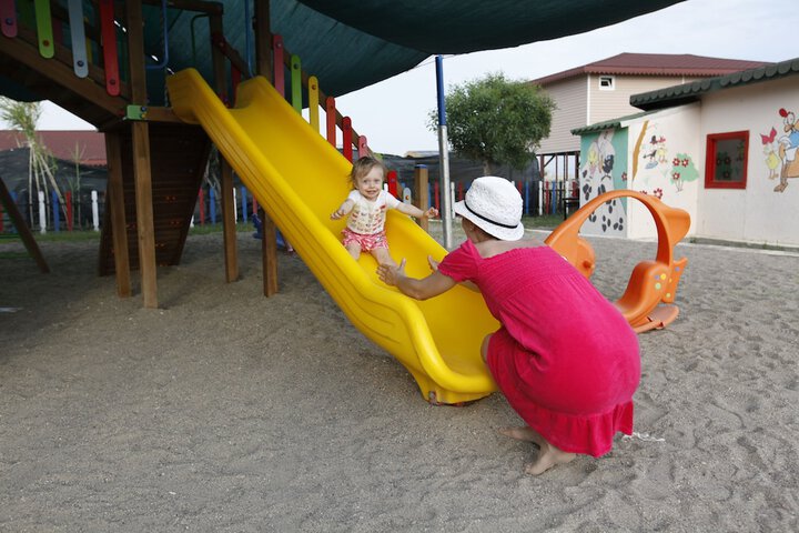 Childrens Activities 77 of 164