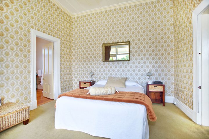Room 5 of 48