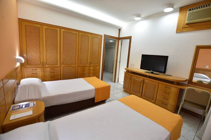 Room 19 of 52