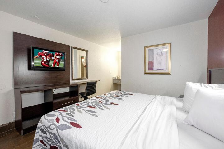 Room 22 of 48