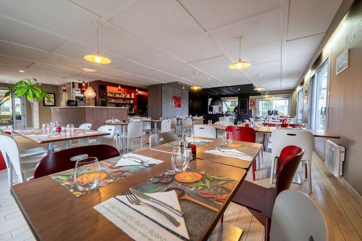 Dining Photos