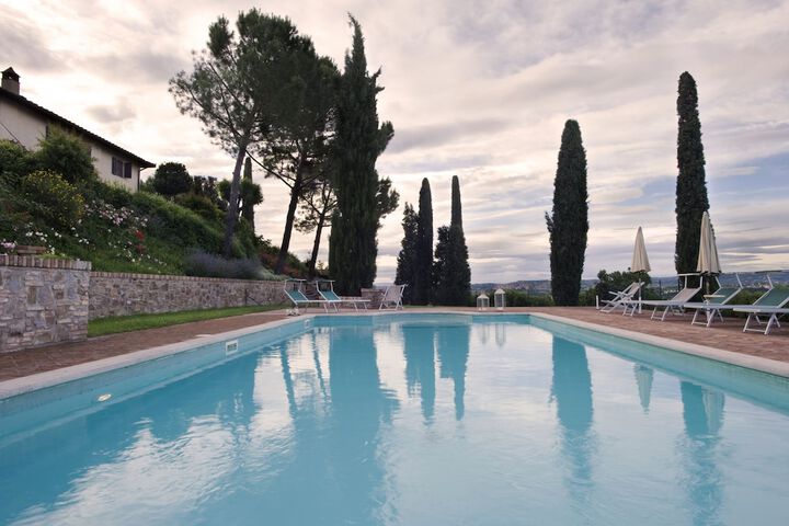 Pool 43 of 63