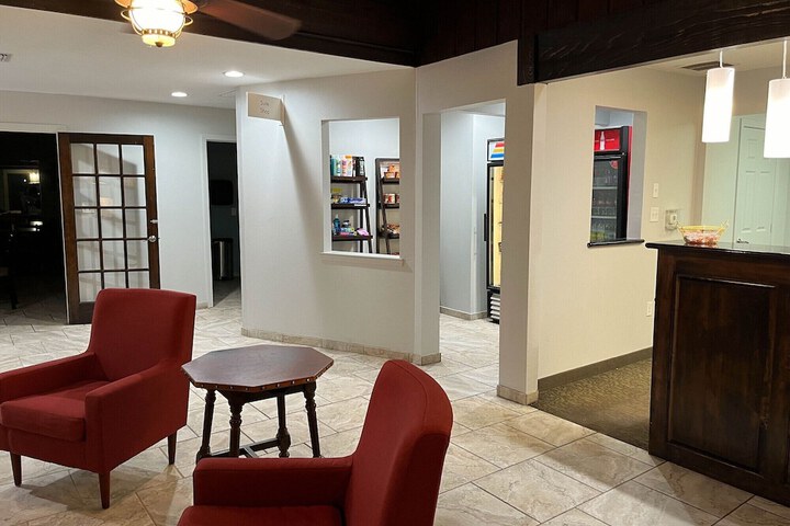 Lobby Entry