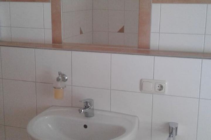 Room 44 of 120