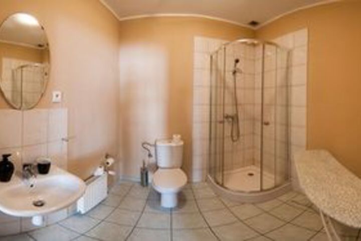 Clean Restrooms