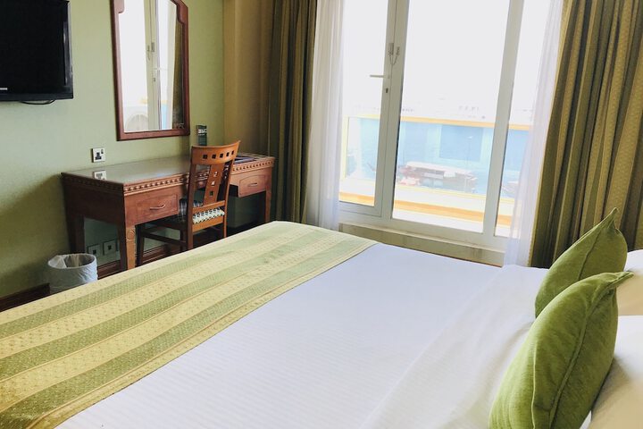 Room 38 of 74