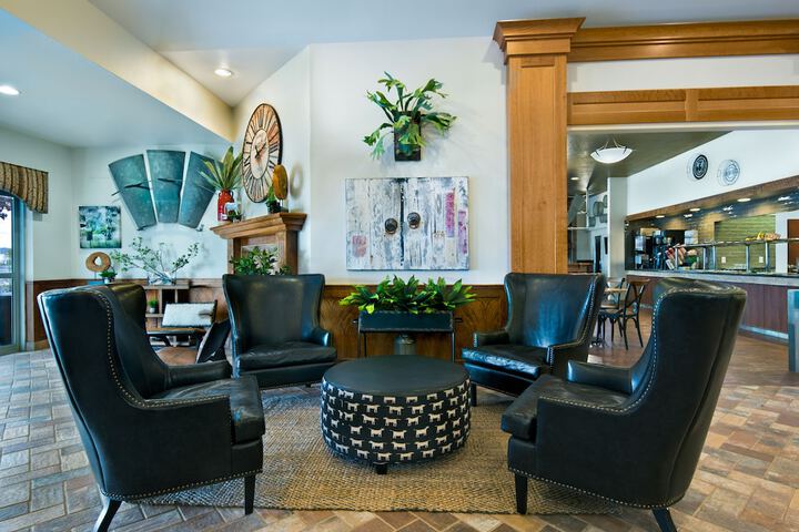 Hotel Interior 4 of 31