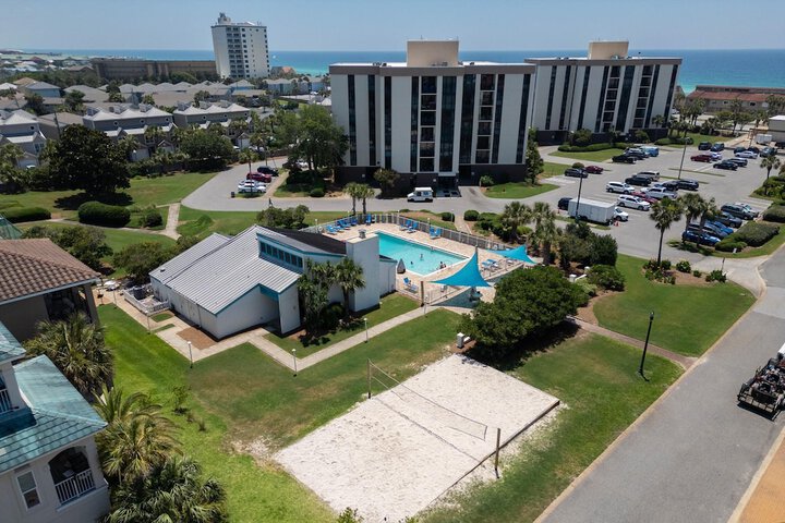 Hotel 4 of 71
