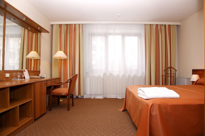 Room 20 of 65