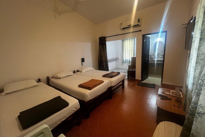 Room 16 of 22