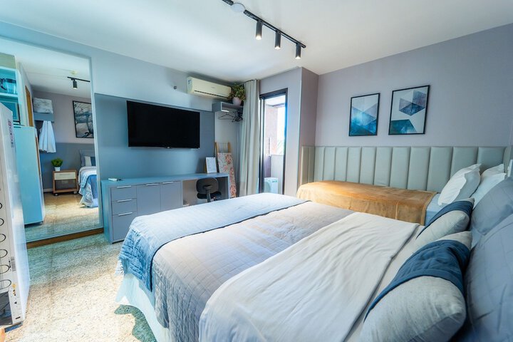 Room 3 of 197
