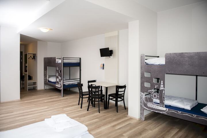 Room 17 of 59