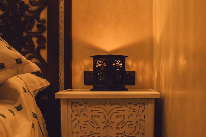 Room 23 of 48