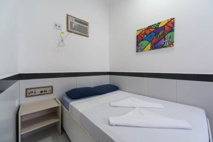 Room 42 of 94