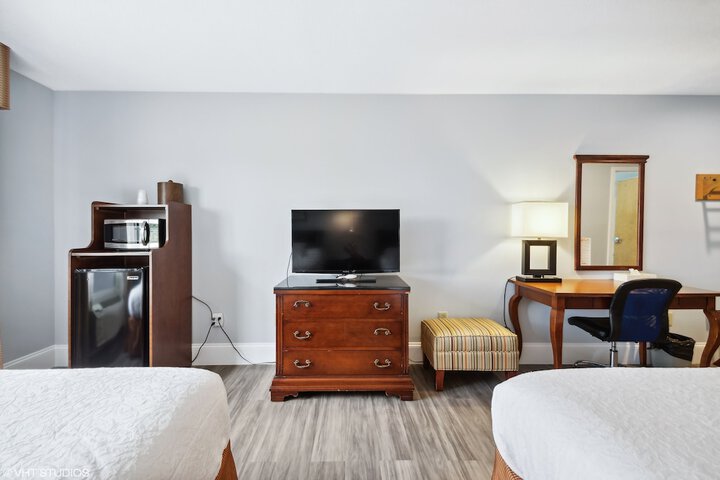 Room 16 of 49
