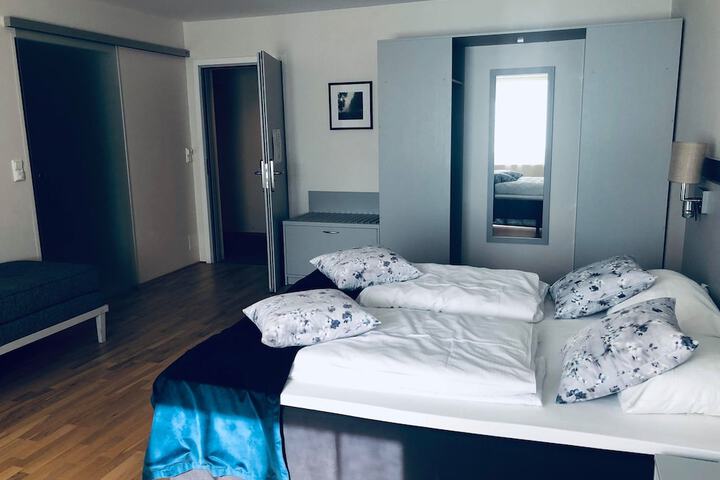 Room 32 of 73