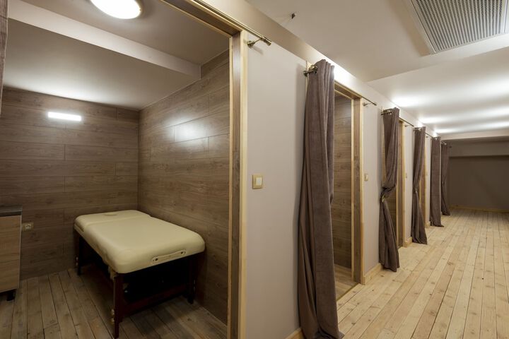 Spa 14 of 19
