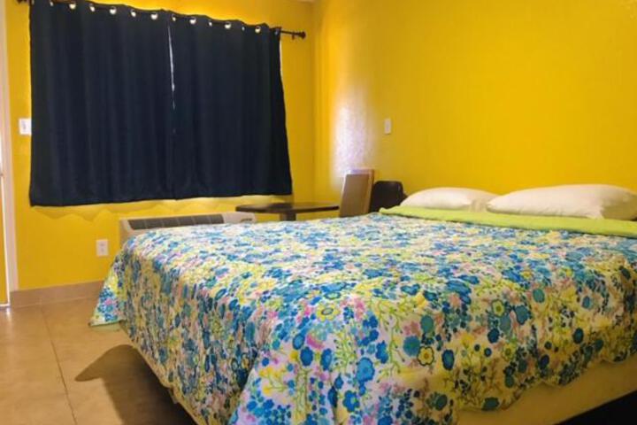 Single Room (1 of 7)