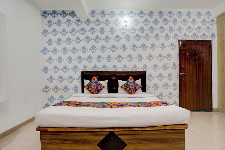 Room 20 of 35