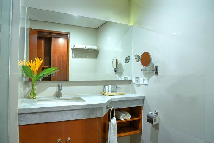 Clean Restrooms