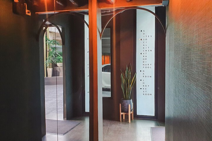 Hotel Interior 3 of 98