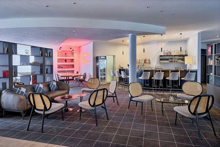 Hotel Interior 7 of 74