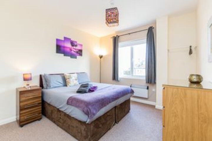 Room 10 of 20