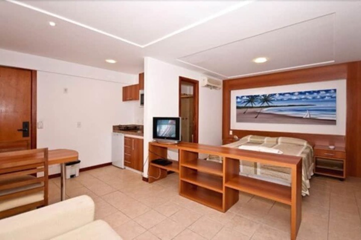 Room 7 of 28