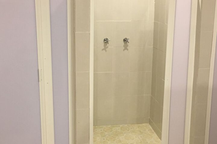 Room 10 of 17