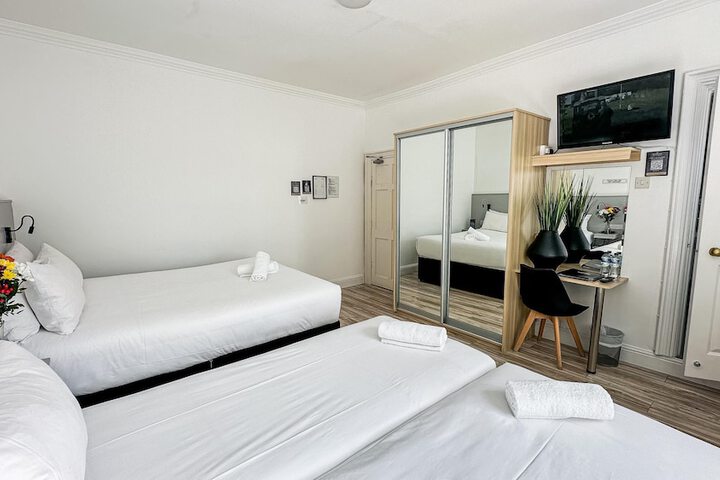 Room 74 of 219