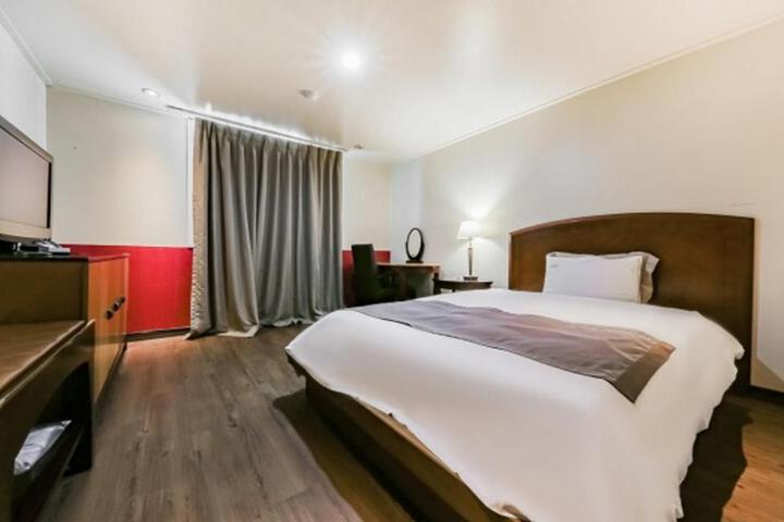 Seosan Hotel