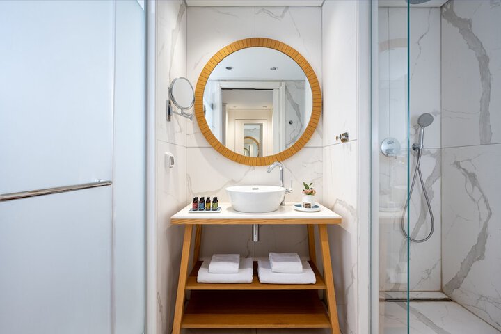 Clean Restrooms