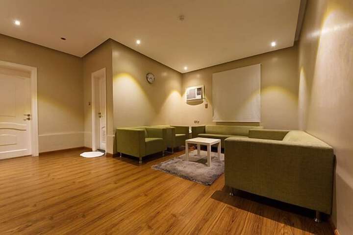 Room 18 of 34