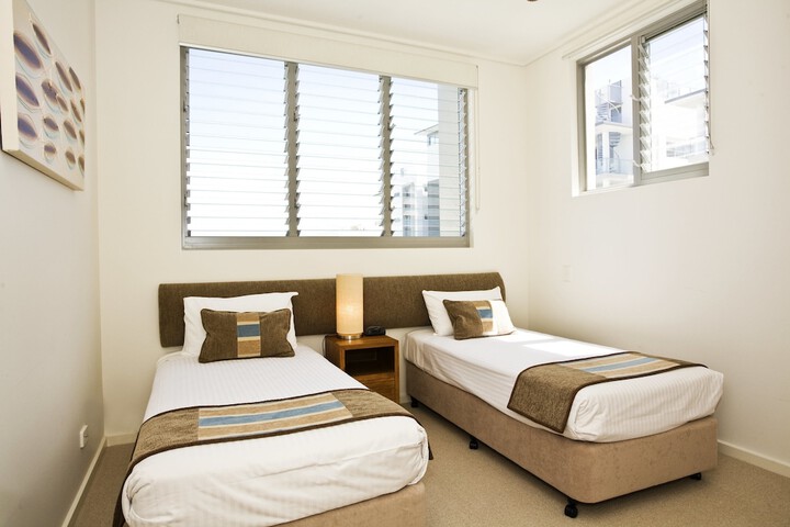 Room 4 of 80